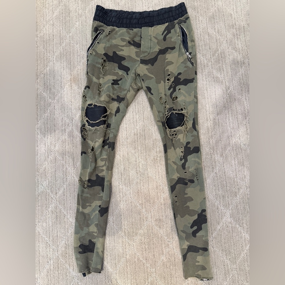 AMIRI Camouflage Skinny Jeans